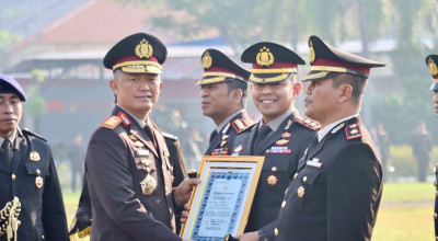 Ungkap Sopir Bus Nyabu, Polres Tulungagung Diganjar Penghargaan