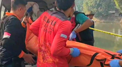 Mayat Warga Surabaya Tersangkut Pancing di Sungai Balongbendo Sidoarjo