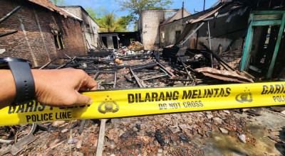 2 Rumah Warga Lamongan Terbakar Gegara Korsleting Penanak Nasi