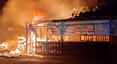 Warung Sate BMW di Ngambon Bojonegoro Ludes Terbakar