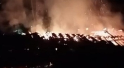 Rumah di Pamekasan Terbakar, Pemadaman Terkendala Tumpukan Jerami