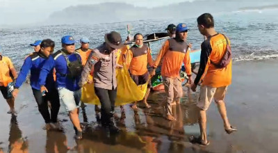 Jenazah Pelajar Jember Digulung Ombak Ditemukan di Tengah Laut