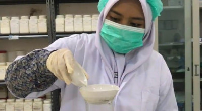 Pelajar SMK 10 Nopember Sidoarjo Ciptakan Skincare dari Hama Telur Keong Sawah