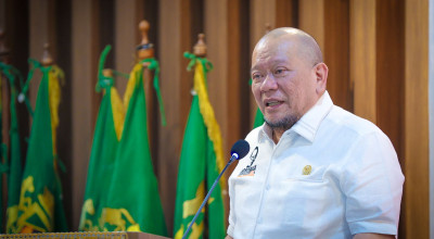 Anak Muda Dominasi Kredit Macet Pinjol, Ketua DPD RI: Butuh Edukasi Keuangan