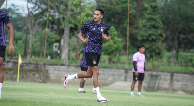 Kesan dan Target Ezra Walian Bersama Persik Kediri