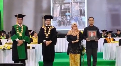 Mahasiswa UINSA Surabaya Meninggal Dunia, Wisuda Digantikan Sang Kakak