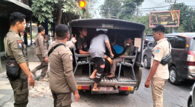7 Anjal Digaruk Satpol PP Lamongan, Dianggap Ganggu Ketertiban