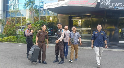 Hasil Penggeledahan Kejari Bojonegoro di Kantor UMC Suzuki Surabaya