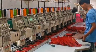 Perajin Kampung Topi Gedangan Sidoarjo Kebanjiran Pesanan