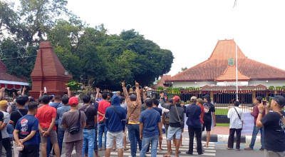 5 Trending Topik Pekan Ini: Nomor 1 untuk Bapak Bupati, Kapan Diperbaiki?