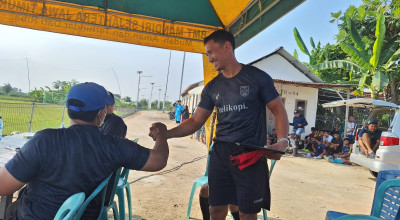 Zulkifli Syukur Tampak Diantara Pemain Muda Persela Lamongan, Ikut Seleksi?