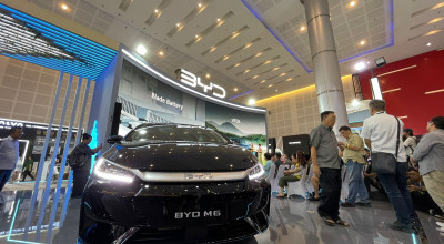 MPV Listrik BYD M6 Tampil di GIIAS Surabaya 2024
