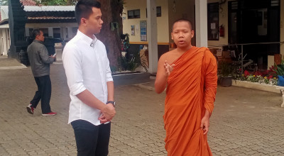 Bacawali Kota Batu Firhando Gumelar Silaturahmi ke Tokoh Agama Buddha