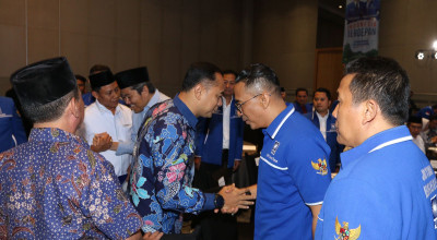 23 Pasangan Bakal Calon Kepala Daerah di Jatim Terima B1KWK PAN