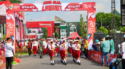 2.332 Pelajar di Jember Ikuti Gerak Jalan, Bupati: Kalian Luar Biasa!