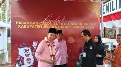 Lawan Petahana atau Bukan, Gus Fawait - Djoko Akan Tebar Cinta