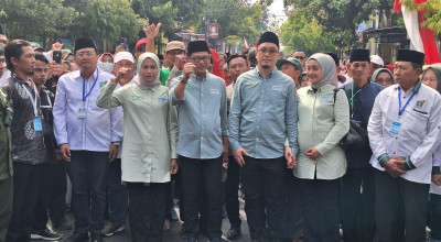 Diusung 3 Parpol, Ghofur-Shalati Resmi Daftar Pilkada Lamongan