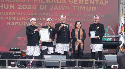 Semarak Kirab Maskot Pilkada KPU Lamongan Pecahkan Rekor Muri