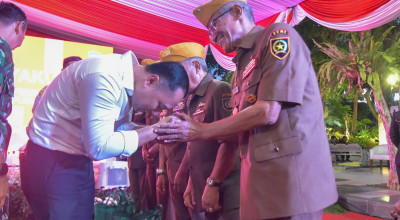 Wali Kota Surabaya Tasyakuran Hari Kemerdekaan RI Bersama Veteran