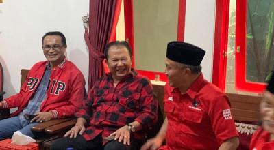 Bacabup Petahana Hendy Siswanto Konsolidasi ke Kantor PDIP Jember