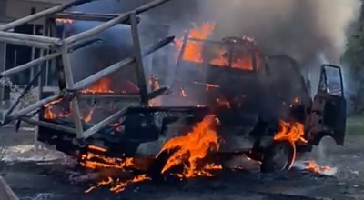 Angkut Tembakau, Mobil Pikap di Jember Terbakar