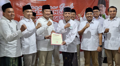 Gerindra Serahkan Rekom Pak Yes-Dirham di PP Sunan Drajat Lamongan