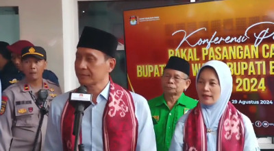 Didukung 14 Parpol, Setyo Wahono-Nurul Azizah Resmi Mendaftar ke KPU Bojonegoro