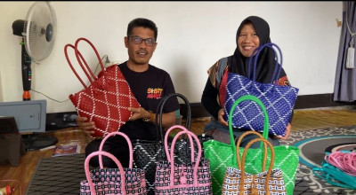 Usaha Tas Jali Pasutri Asal Ponorogo Sukses, jadi Lapangan Kerja Puluhan Warga