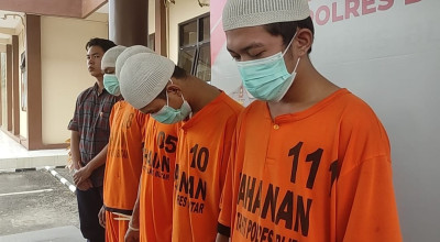 Kenal Lewat Medsos, Gadis 12 Tahun Diperkosa 4 Pria di Blitar usai Pesta Miras