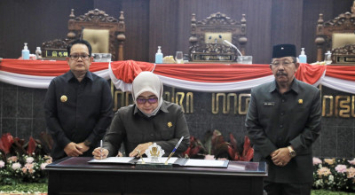 Perda Kawasan Tanpa Rokok di Jatim Disahkan