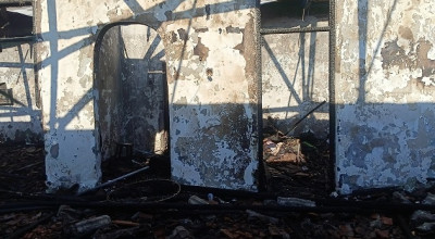 Kebakaran Hanguskan Rumah dan Gudang di Surabaya, Wanita Lansia Meninggal Dunia