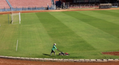 Intip Kondisi Rumput Stadion Brawijaya Kediri Jelang Kick Off Liga 1