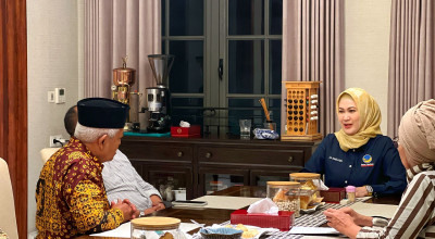 Mantan Bupati Malang Sanusi Temui Ketua NasDem Jatim Lita Machfud Arifin
