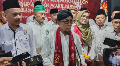 Budi Setyahadi dan Susilowati jadi Pendaftar Terakhir di KPU Tulungagung