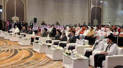 3 Paslon Pilgub Jatim 2024 Ambil Undian Nomor Urut, Pendukung Adu Yel-yel