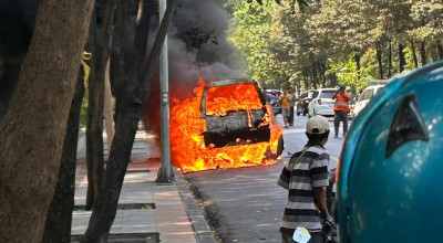 Angkot Ludes Terbakar Dekat Kebun Bibit Surabaya, Ini Kronologisnya