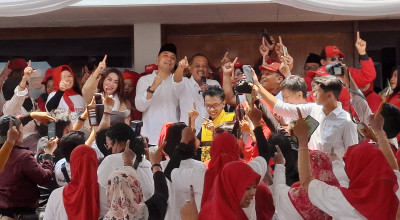 ErJi Resmikan Basecamp Pemenangan di Jalan Kartini Surabaya