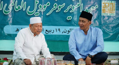 Minta Dukungan di Pilbup Bojonegoro, Setyo Wahono Sowan ke Ponpes Attanwir Sumberejo