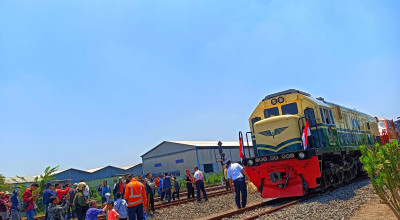 Parade Lokomotif Livery Varian Terbanyak di Stasiun Larangan Sidoarjo Masuk Muri