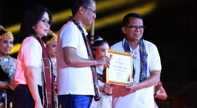 Kemenkumham Jatim Raih Predikat Terbaik I Kinerja Penegakan dan Layanan Hukum KI