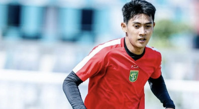 Kondisi Terkini Striker Persebaya Surabaya Malik Risaldi