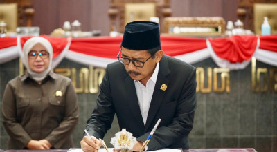 Musyafak Rouf Jabat Ketua DPRD Jatim 2024 - 2029