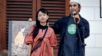 Isabell Roses Gelar Karya Lukisan di Surabaya: Realita Gen Z Jelajahi Lawasan
