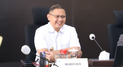 Usai Tinjau SDN 02 Songggokerto, Pj Wali Kota Batu Perintahkan Perbaikan Segera