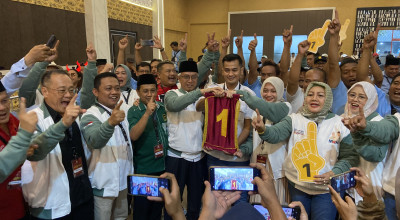 Makna Nomor 1 Bagi Vinanda - Gus Qowim di Pilwali Kediri 2024: Kekuatan dan Persatuan
