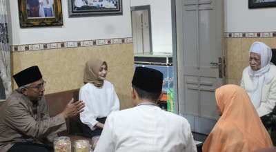 Vinanda-Gus Qowim Direstui Masyayikh Maju Pilwali Kediri 2024