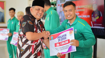 Atlet Ponorogo Berprestasi di PON XXI, Pemkab Beri Bonus Rp49 Juta