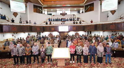 DPRD Jatim Teken Pakta Integritas Anti-Korupsi di Depan KPK