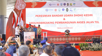 Luhut Resmikan Bandara Dhoho Kediri dan Groundbreaking Akses Jalan Tol