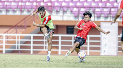 Cobra Bebas dari Sanksi, Siap Bawa Persebaya Curi Poin Persib Bandung